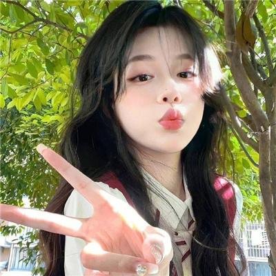 笼中女囚